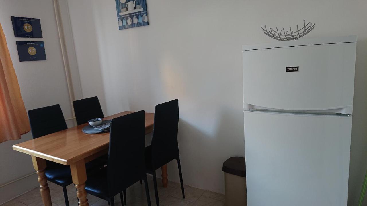 Privat 347 Apartment Броумов Екстериор снимка